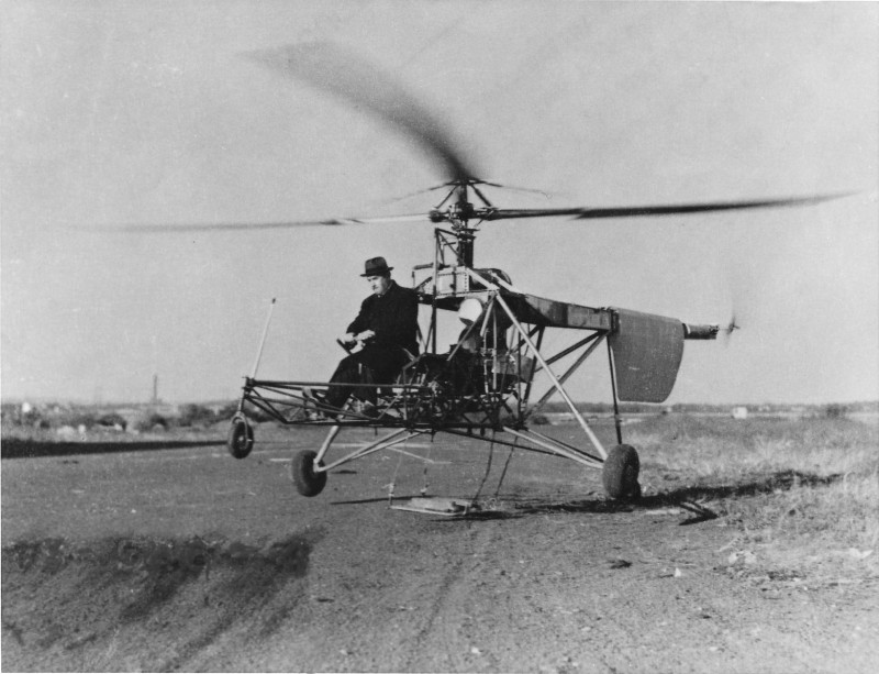 1939 Sikorsky VS-300.jpg