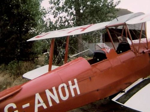Reg.G-ANOH De Havilland DH82A Tiger Moth.