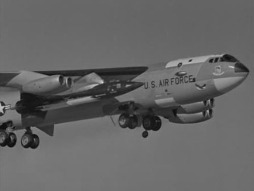 TheOuterLimits 2E15-B-52 X-15.jpg