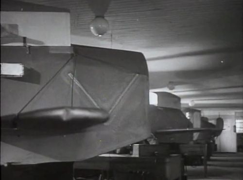 VideoScreenshot--AuxYeuxduSouvenir-1948-44’44”.jpg