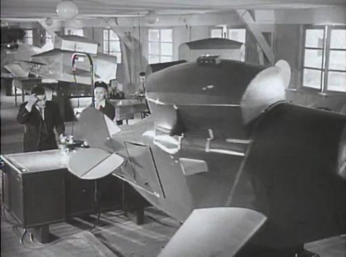 VideoScreenshot--AuxYeuxduSouvenir-1948-45’33”.jpg