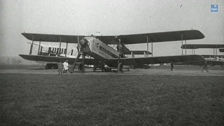 Armstrong Whitworth A.W.154 Argosy of Imperial Airways and Farman F.60 Goliath.