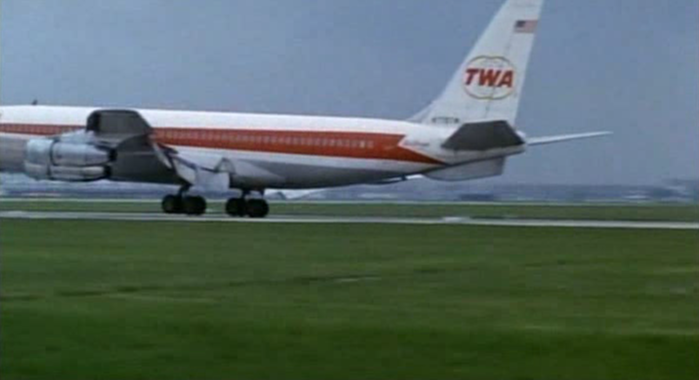 File:BoeingB 707 TWA.png